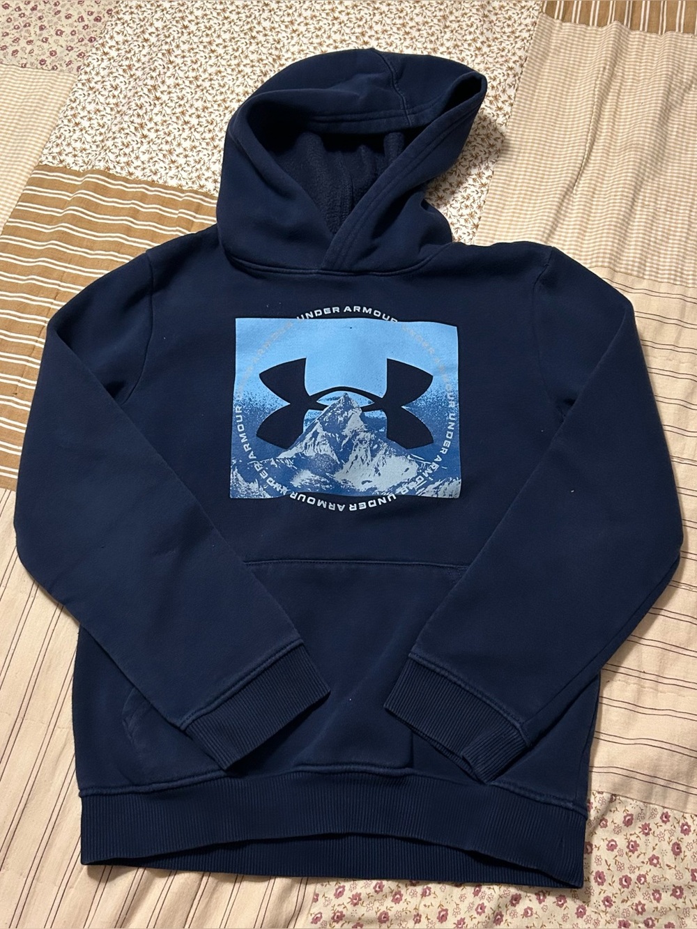 Youth medium under armour navy hoodie